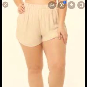 Fovever 21 beige shorts